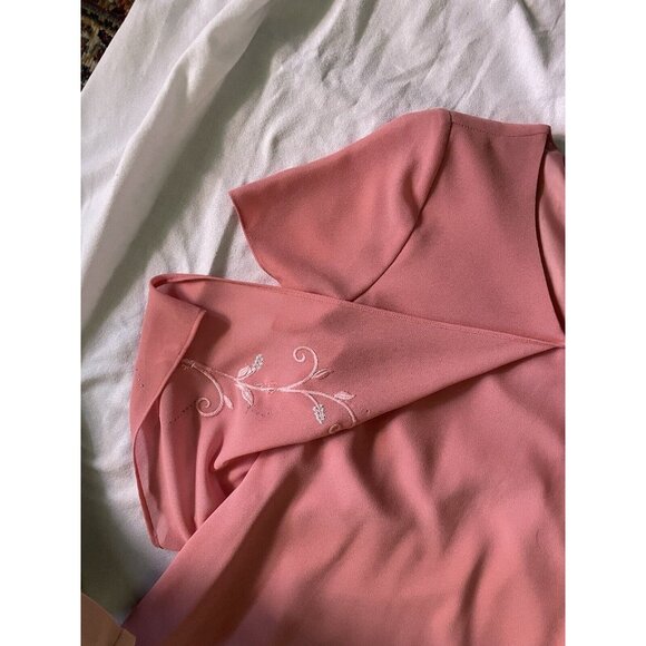 Leslie Belle Pink Size 10P Short Sleeve Two-Piece Maxi Dress With Floral Embroid - Picture 13 of 15